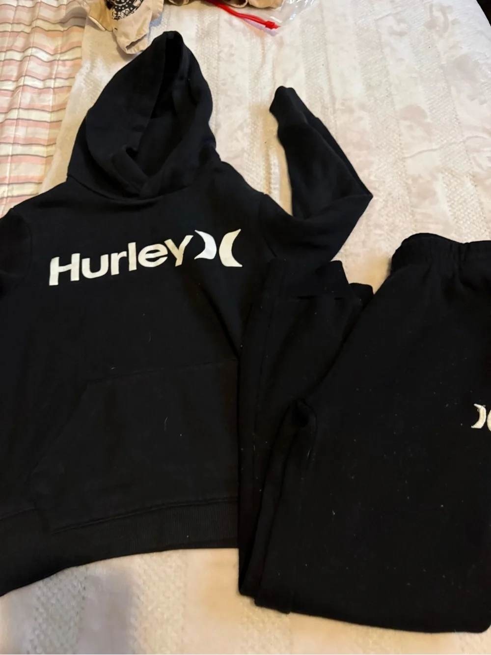 Hurley Black Hoodie and Sweatpants Set with White Logo